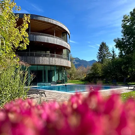 Gesundhotel Bad رويتى