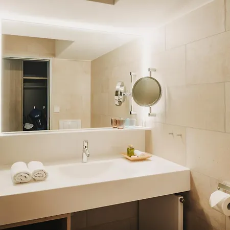 Gesundhotel Bad فندق رويتى