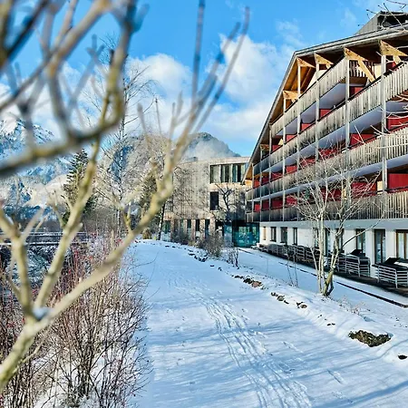 Gesundhotel Bad 4* رويتى